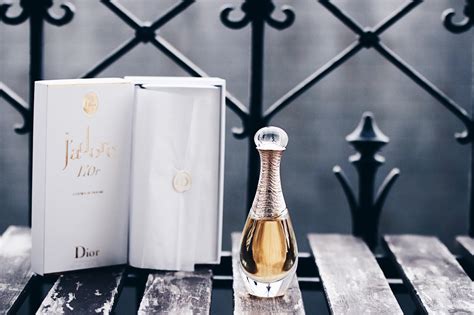 dior c'est ca que j'adore|dior j'adore l'or arabic.